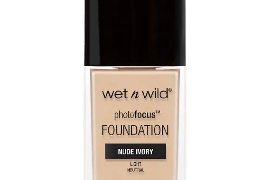 Wet n Wild Photo Focus Foundation Nude Ivory