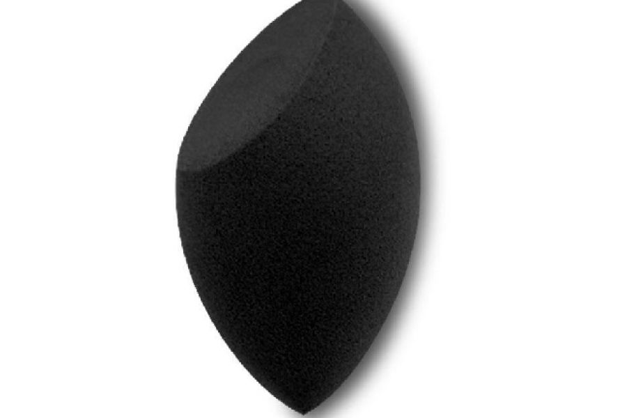 Prestige Oval Blending Sponge