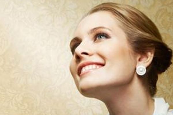 كوني أنيقة في التعامل مع الآخرين