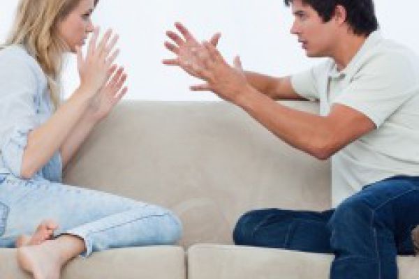 أكاذيب تدمر الحياة الزوجية