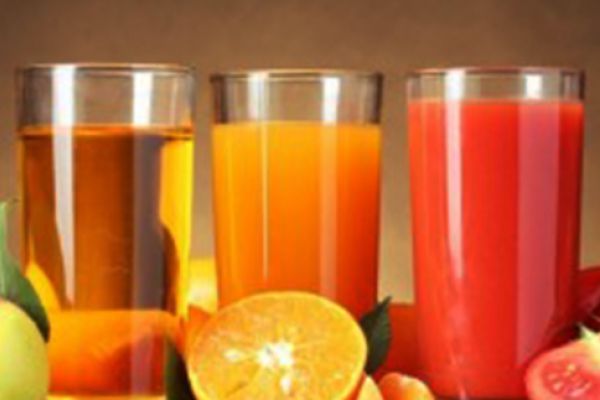 ريجيم السوائل لرشاقة العروس ونضارتها