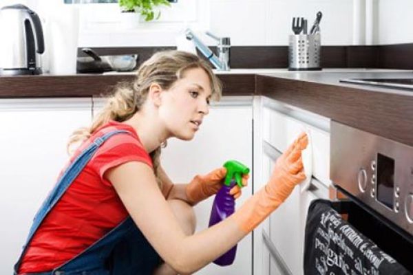 هل تعلمين أن مطبخك قد يحتوي على جراثيم أكثر من المرحاض