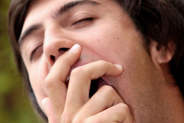 التثاؤب بكثرة..  يخفي أمراض خطيرة